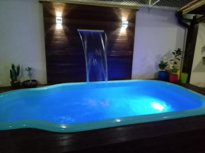 Casa com Piscina perto da praia